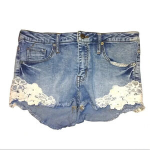 Mossimo High Rise Lace Raw Hem Boho Denim Shorts Size 10/30